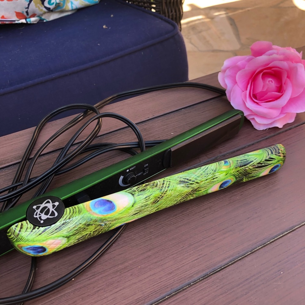 Evalectric Hair Straighter in Peacock Color